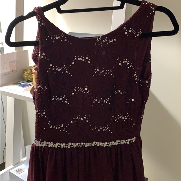 Maroon dress with silver sequence size XS/small - Picture 2 of 3